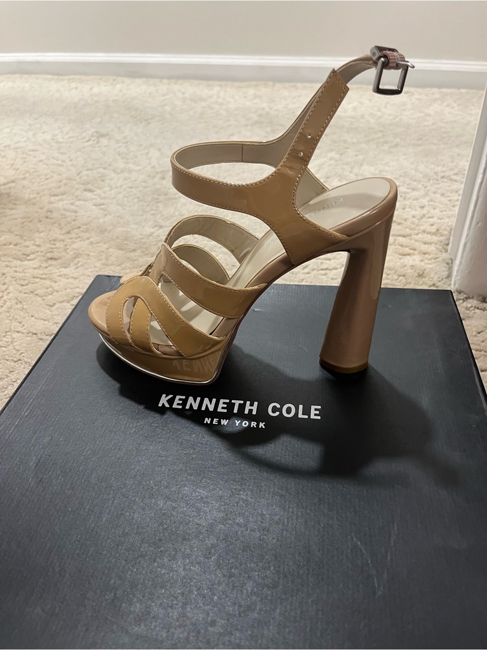 Kenneth Cole Nude Patent Strappy Platform Sandal